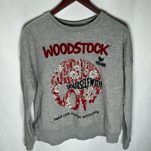 Women’s Woodstock crop sweatshirt M